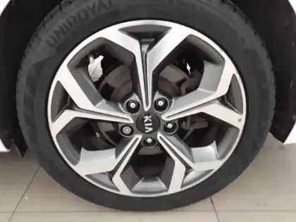 Photo 57 Kia Ceed Gén. III Ph1 Active 5