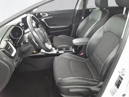 Photo 80 Kia Ceed  SW 1.4 T-GDI 140 ch ISG DCT7