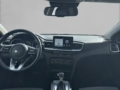 Photo 7 Kia Ceed Gén. III Ph1 Active 5