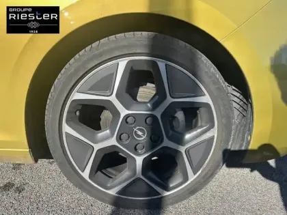 Photo 12 Opel Astra  1.2 Turbo 130 ch BVA8