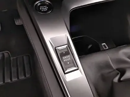 Photo 17 Peugeot 308  SW PureTech 130ch S&S BVM6