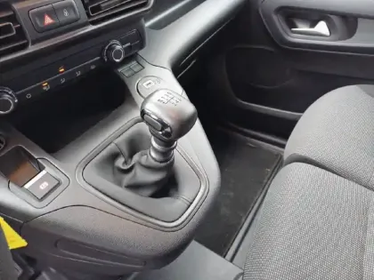 Photo 13 Opel Combo  CARGO M 650 KG BLUEHDI 100 S&S BVM6