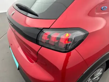 Photo 16 Peugeot 208  Electrique 50 kWh 136ch
