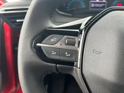 Photo 17 Peugeot 208  Electrique 50 kWh 136ch