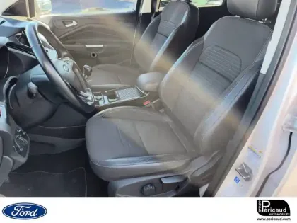 Photo 6 Ford Kuga  1.5 TDCi 120 S&S 4x2 BVM6