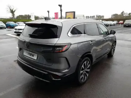 Photo 24 Renault Espace  E-Tech full hybrid 200 GSR2