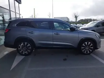 Photo 5 Renault Espace  E-Tech full hybrid 200 GSR2