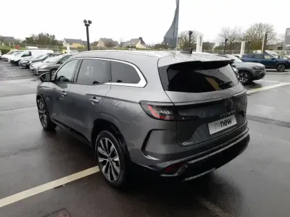 Photo 22 Renault Espace  E-Tech full hybrid 200 GSR2