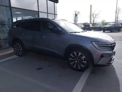 Photo 6 Renault Espace  E-Tech full hybrid 200 GSR2