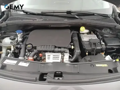 Photo 56 Peugeot 2008  1.2 PureTech 110ch S&S BVM5