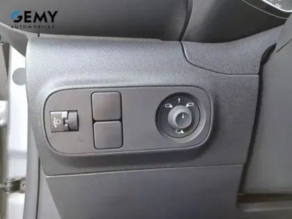 Photo 12 Citroën C3  PureTech 83 S&S BVM5