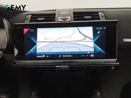 Photo 13 DS DS 7 DS7 Crossback Hybride E-Tense 225 EAT8