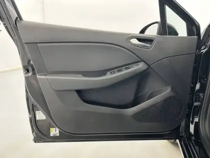 Photo 37 Renault Clio Gén. V (BJA) Ph2 Evolution 5