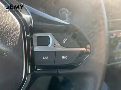 Photo 13 Peugeot 208  PureTech 100 S&S BVM6