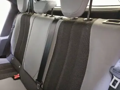 Photo 11 Opel Mokka  Electrique 136 ch & Batterie 50 kWh