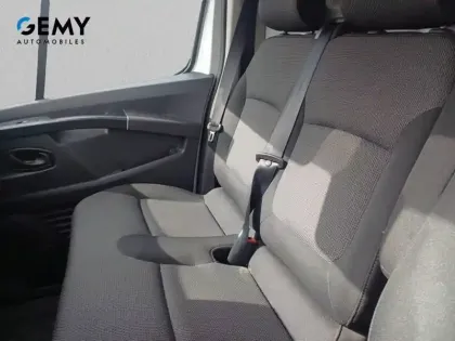 Photo 9 Renault Trafic  FG BLUE DCI 130 L1H1 3T GSR2