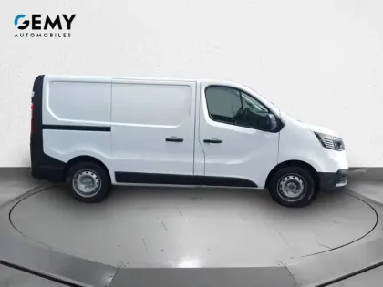 Photo 41 Renault Trafic  FG BLUE DCI 130 L1H1 3T GSR2