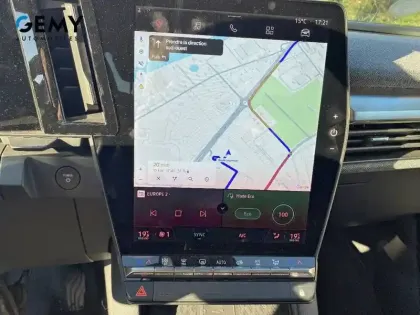 Photo 14 Renault Megane  E-Tech ER EV60 130ch super charge