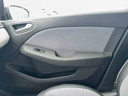 Photo 149 Renault Clio  Eco-G 100 GSR2