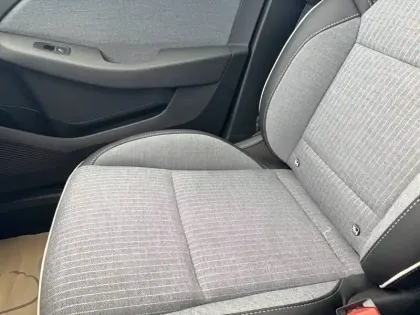 Photo 150 Renault Clio  Eco-G 100 GSR2