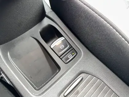 Photo 162 Renault Clio  Eco-G 100 GSR2