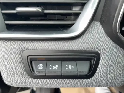 Photo 170 Renault Clio  Eco-G 100 GSR2