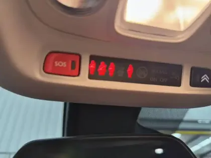 Photo 18 Citroën C3 Aircross  PureTech 110 S&S BVM6