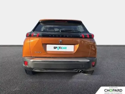 Photo 81 Peugeot 2008  PureTech 100 S&S BVM6