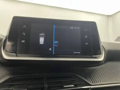 Photo 57 Peugeot 208  PureTech 75 S&S BVM5