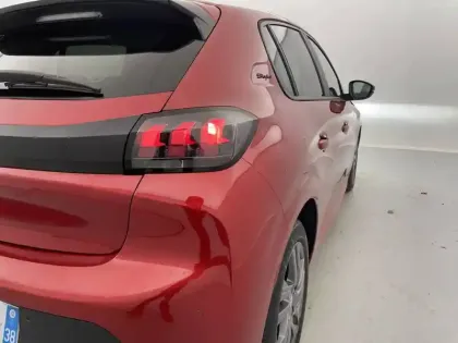 Photo 62 Peugeot 208  PureTech 75 S&S BVM5