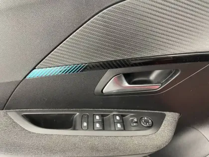 Photo 63 Peugeot 208  PureTech 75 S&S BVM5