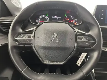 Photo 86 Peugeot 208  PureTech 75 S&S BVM5