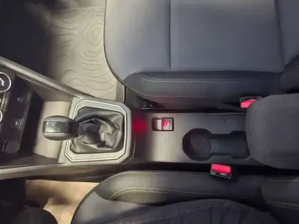 Photo 90 Dacia Jogger  Hybrid 140 7 places GSR2