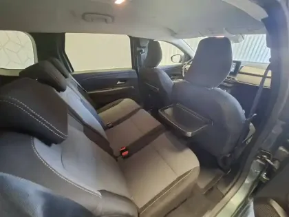 Photo 30 Dacia Jogger  Hybrid 140 7 places GSR2