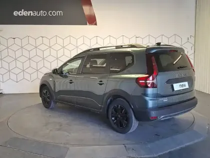 Photo 48 Dacia Jogger  Hybrid 140 7 places GSR2