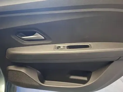 Photo 27 Dacia Jogger  Hybrid 140 7 places GSR2