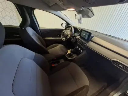 Photo 32 Dacia Jogger  Hybrid 140 7 places GSR2