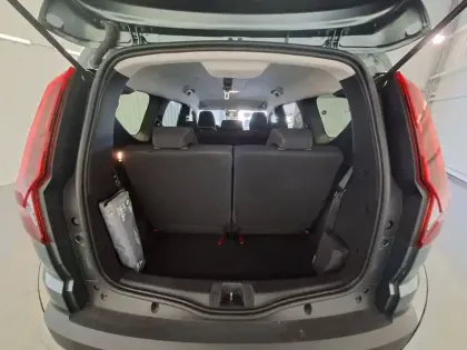 Photo 24 Dacia Jogger  Hybrid 140 7 places GSR2
