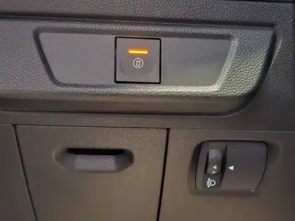 Photo 35 Dacia Jogger  Hybrid 140 7 places GSR2