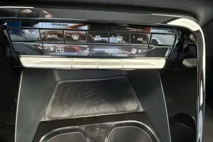 Photo 21 Citroën C3 Gén. IV Ph1 MAX 5