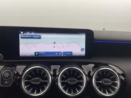 Photo 54 Mercedes Classe A  200 7G-DCT