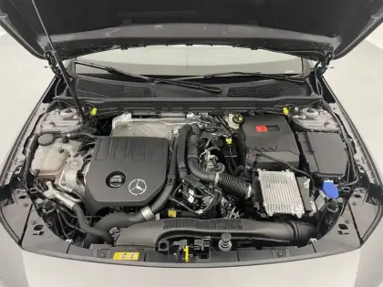 Photo 53 Mercedes Classe A  200 7G-DCT