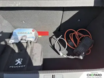 Photo 7 Peugeot 208  Electrique 50 kWh 136ch