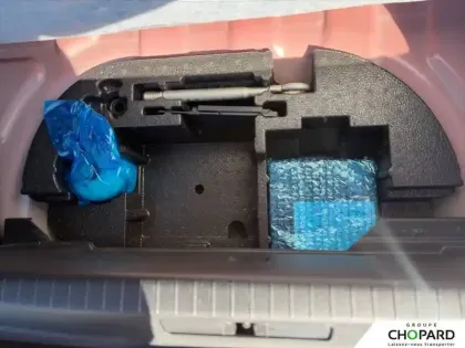 Photo 23 Peugeot 208  Electrique 50 kWh 136ch