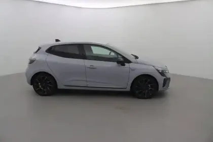 Photo 21 Renault Clio  E-Tech full hybrid 145 ch GSR2