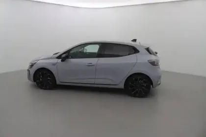 Photo 17 Renault Clio  E-Tech full hybrid 145 ch GSR2