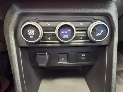 Photo 44 Dacia Jogger  TCe 110 7 places GSR2