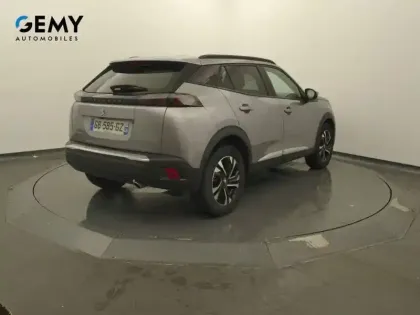 Photo 32 Peugeot 2008  PureTech 130 S&S BVM6