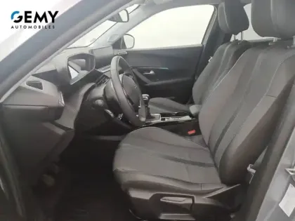 Photo 46 Peugeot 2008  PureTech 130 S&S BVM6