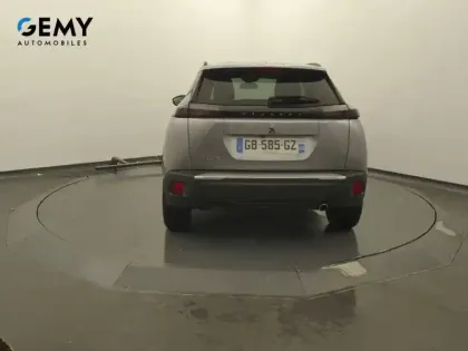 Photo 36 Peugeot 2008  PureTech 130 S&S BVM6